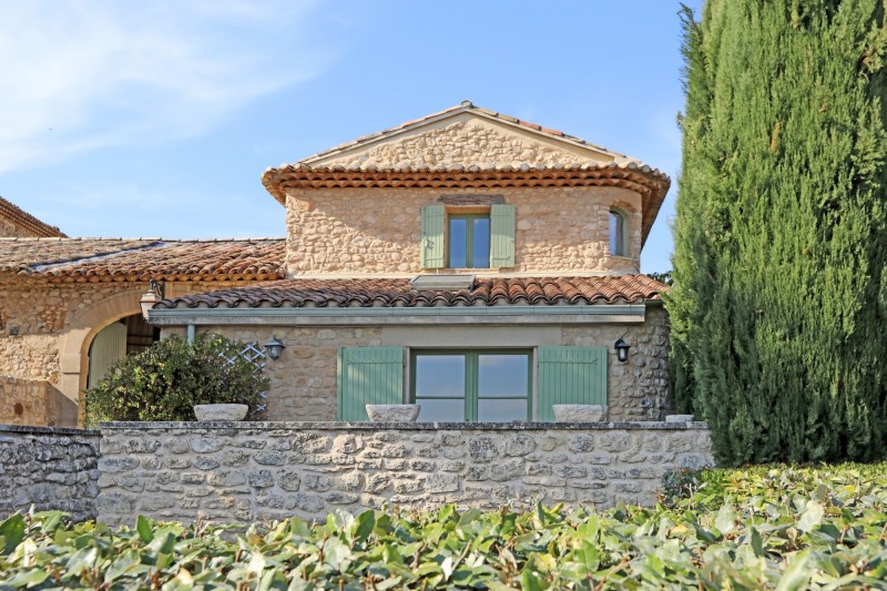 Charming hamlet house in the Luberon area
