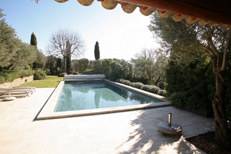 Vente Maison de village avec piscine sur très beau jardin à vendre dans le Luberon 