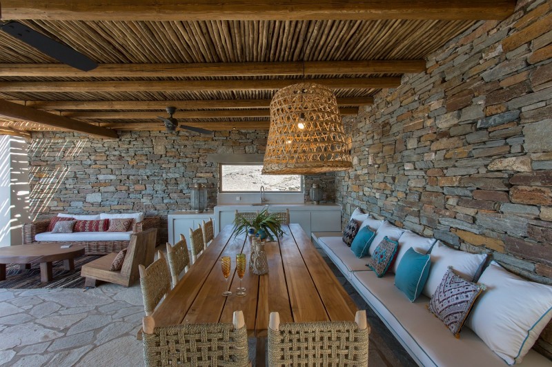 Vente en Grèce, villa contemporaine  avec piscine sur l'île de Tinos 