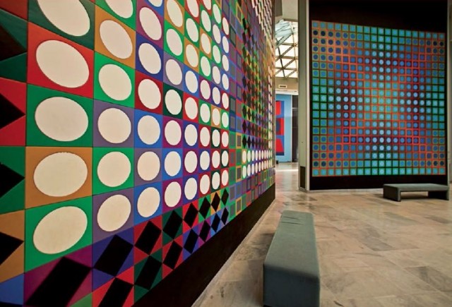 MultipliCITE, a triptych exhibition to celebrate the 110th anniversary of the birth of famous artist Victor Vasarely and the 40 years of the eponym foundation. 