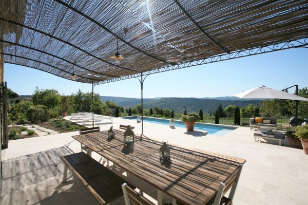 For seasonal rental in Provence, house with panoramic view on Luberon