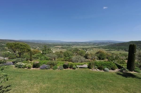 Summer rental, Luberon, Gordes, an exceptional contemporary property 